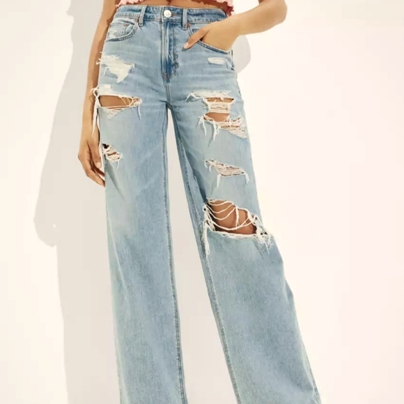 AMERICAN EAGLE RIPPED SKATER JEAN ๐น SIZE 4 - Picture 1 of 6